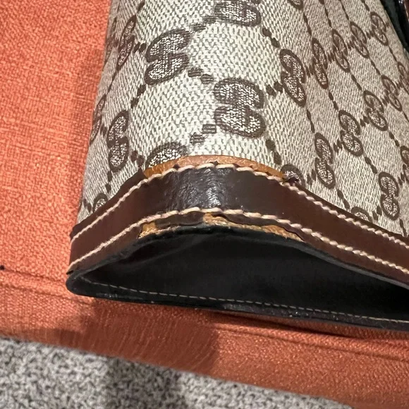 Gucci Vintage GG Clutch - Picture 11 of 11